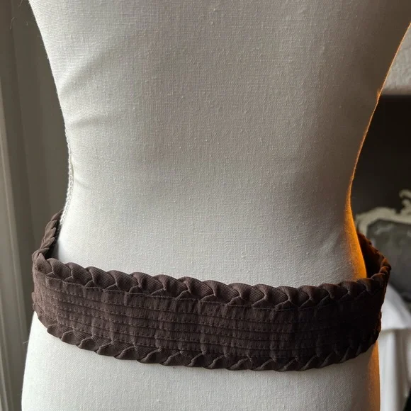 Brown Textured Vintage brown crinkle belt. 32 inches 2 inch wide - Picture 4 of 7